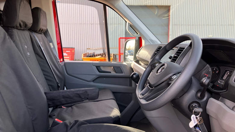 Volkswagen Crafter Cr35 Mwb Diesel 2.0 TDI 177PS Commerce Plus High Roof Van